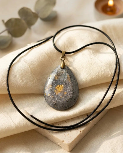 Moonlit Gold